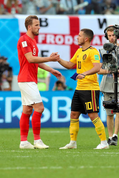 背后是无数 背后是无数