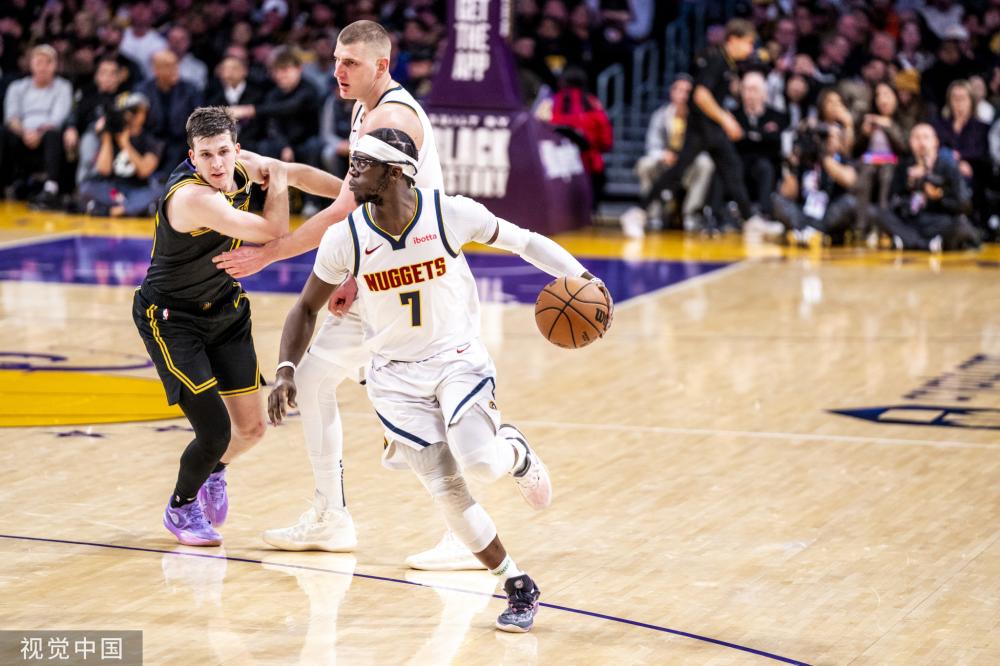 借助温度计 借助温度计