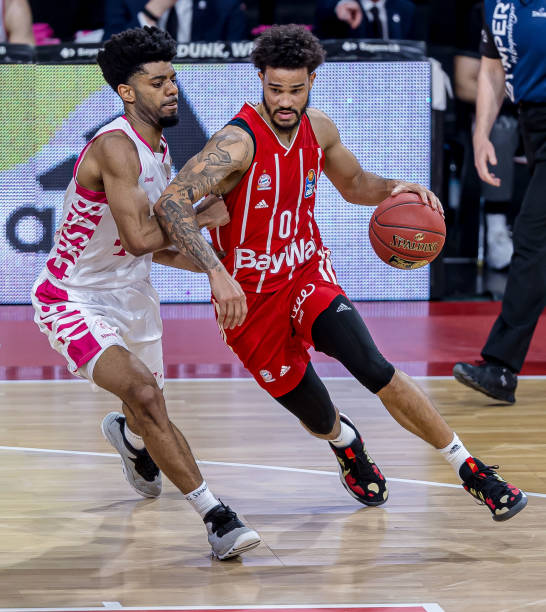 首节勇士轰44分领先17分！穆迪：我们掌握了主动权 防守是关键点.