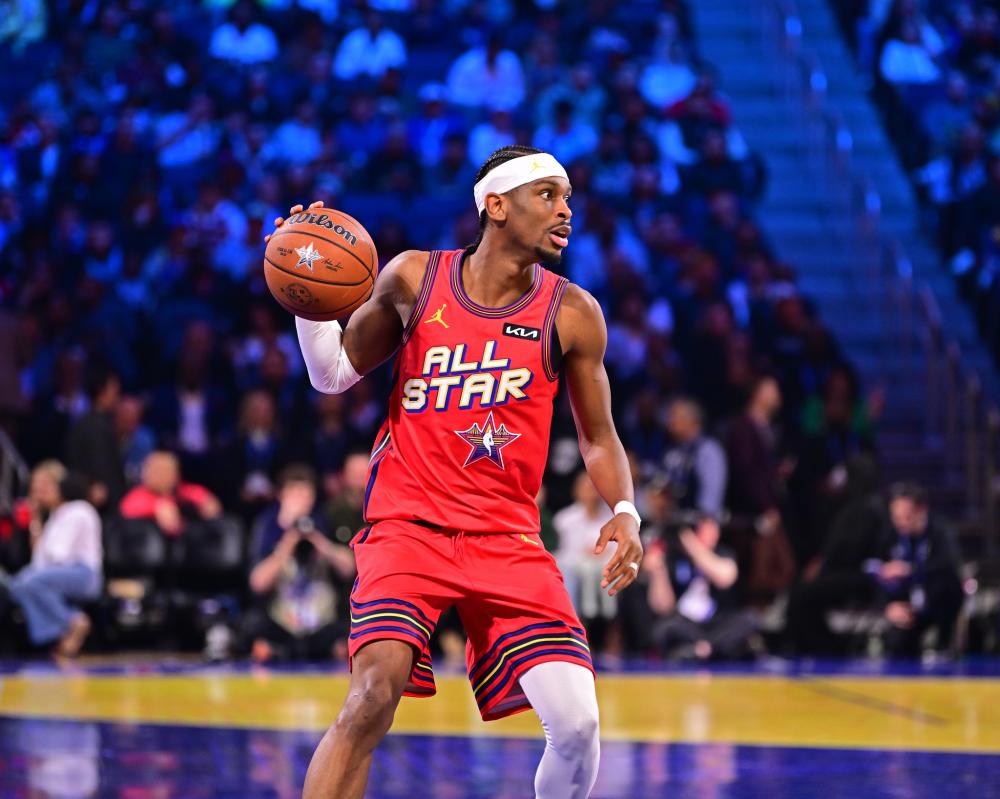 中锋对决！大洛佩兹单防约基奇送出大帽.